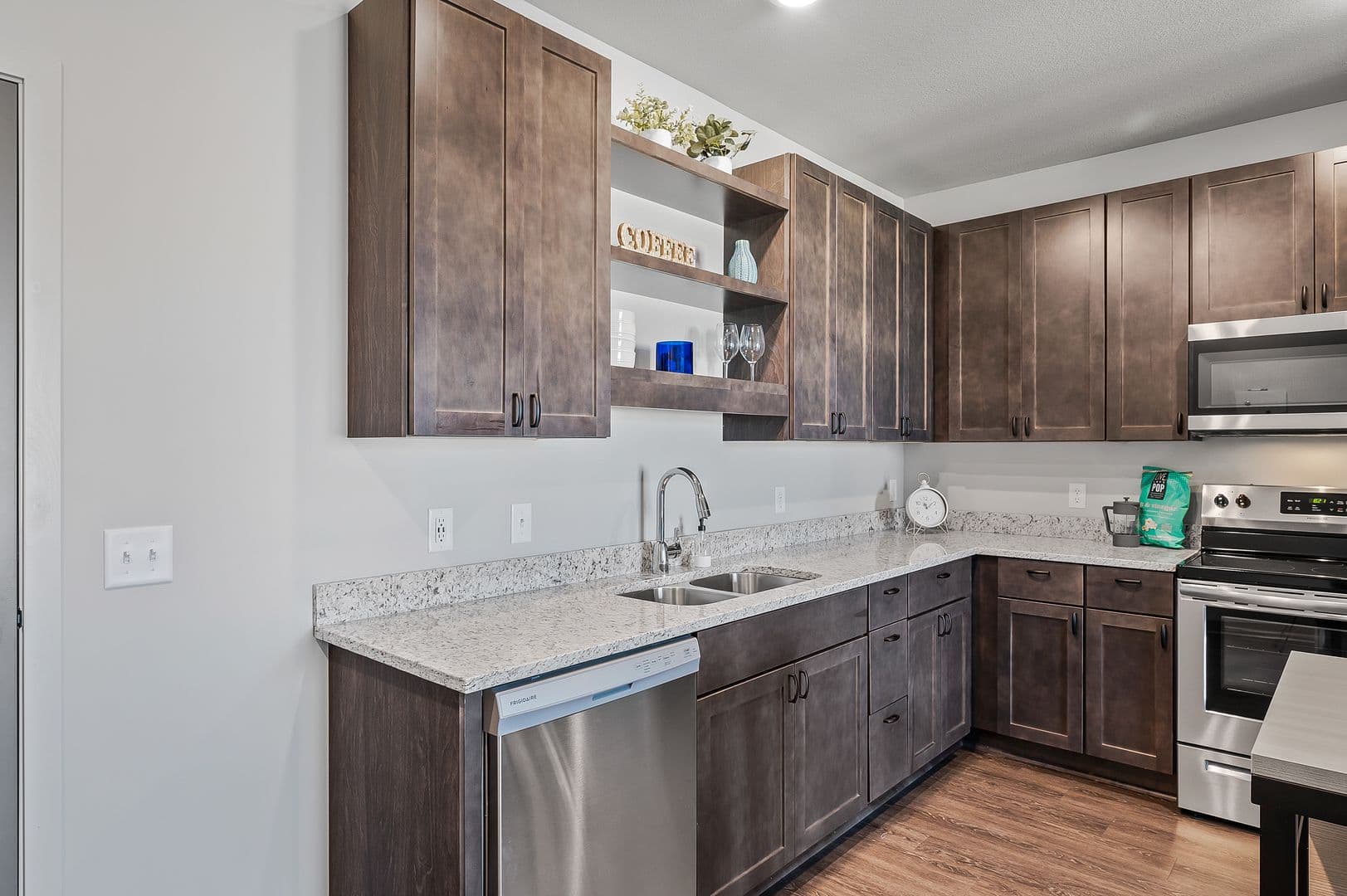 Minneapolis Apartment: 1307 4th Street SE