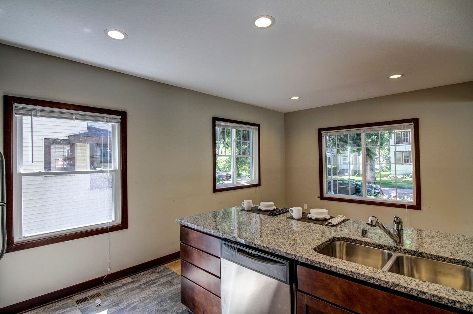 Minneapolis House: 924 18th Ave SE