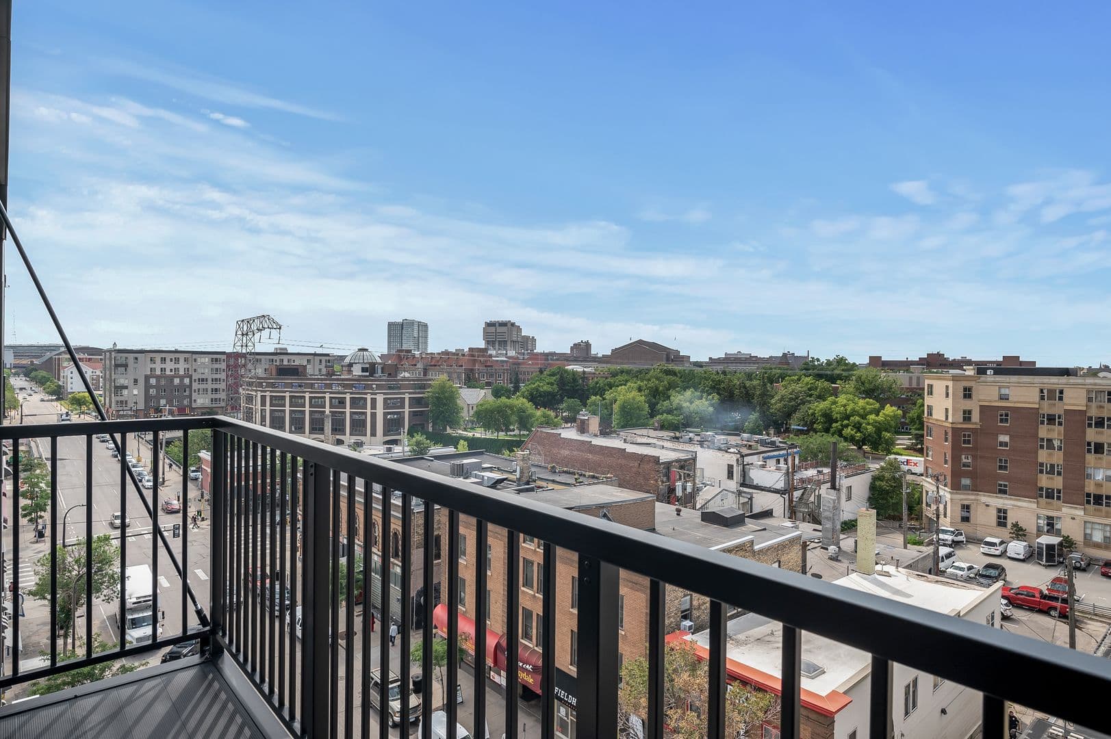 Minneapolis Apartment: 1307 4th Street SE