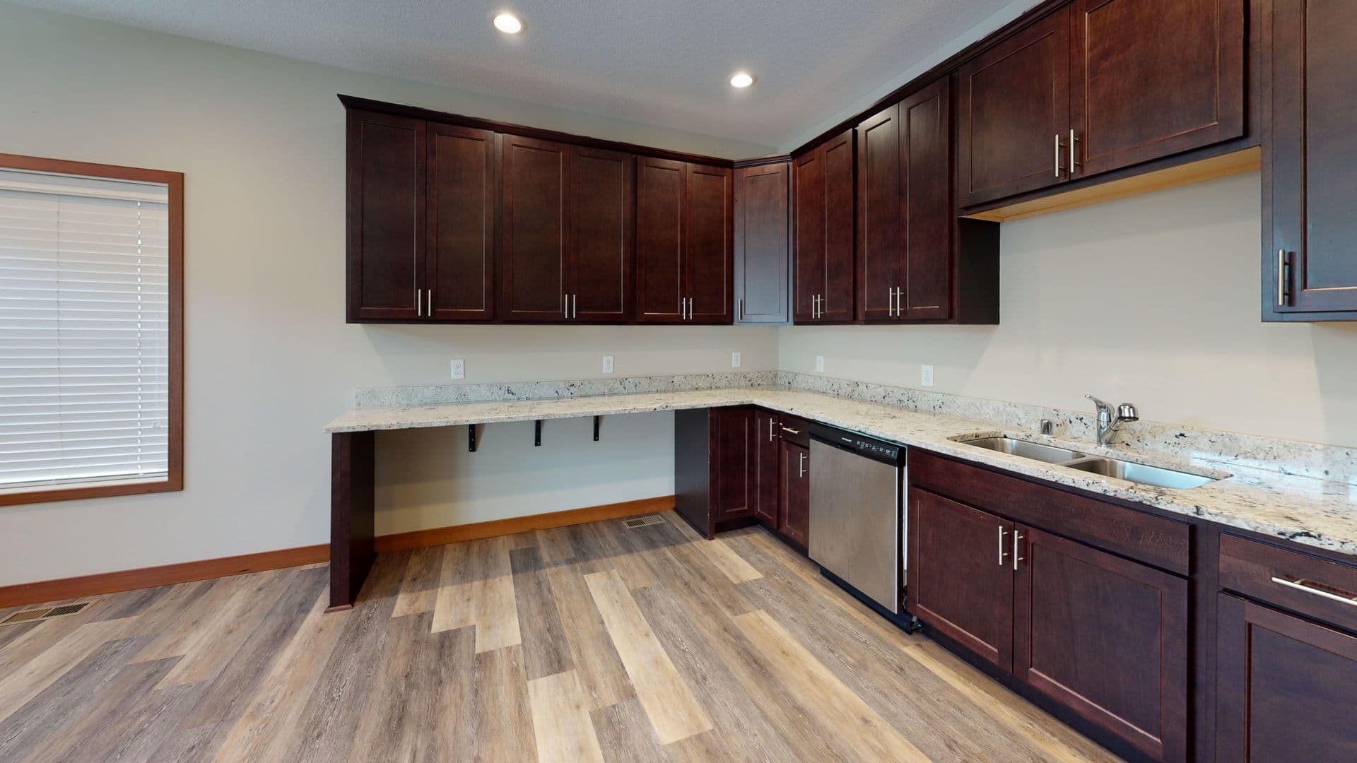 Minneapolis Apartment: 1109 8th St SE
