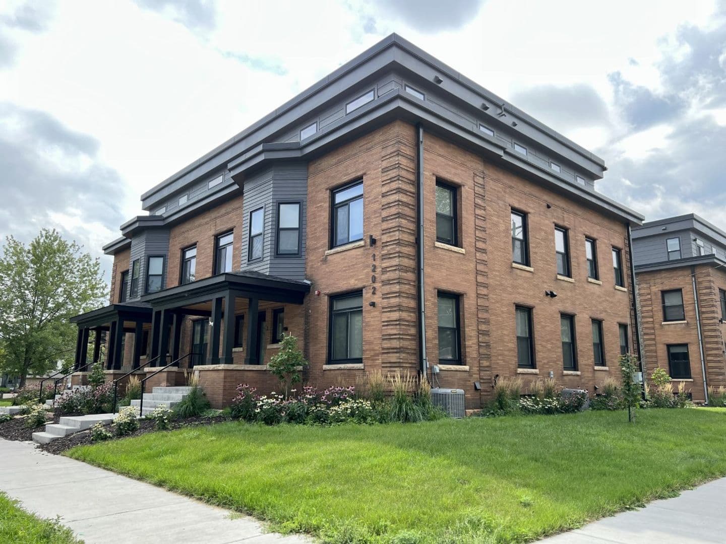 Minneapolis Apartment: 1202 7th St SE