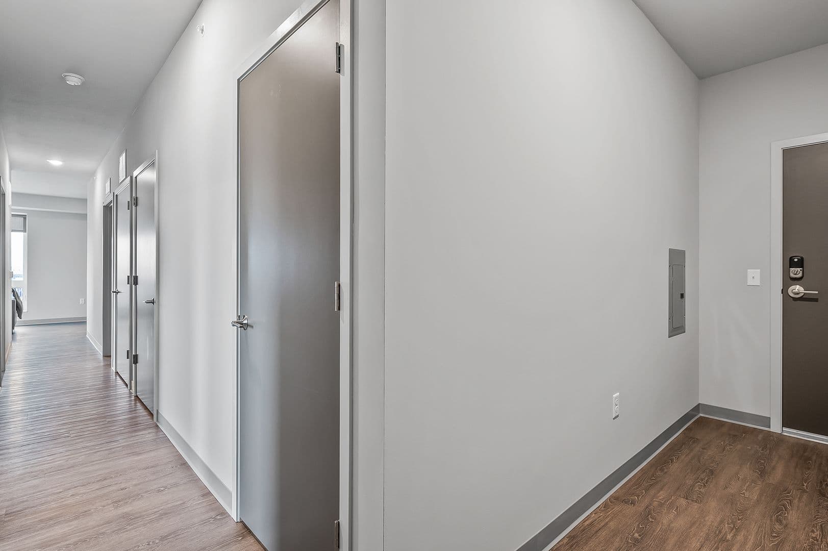 Minneapolis Apartment: 1307 4th Street SE