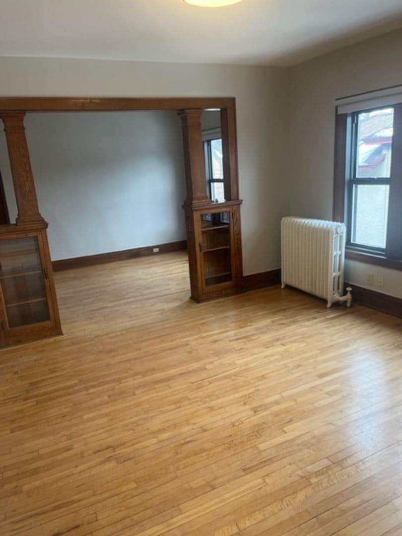 Minneapolis Apartment: 411 12th Ave SE