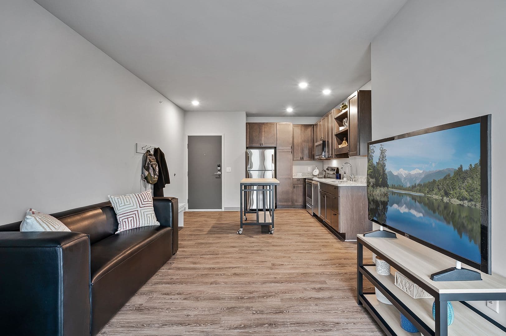 Minneapolis Apartment: 1307 4th Street SE