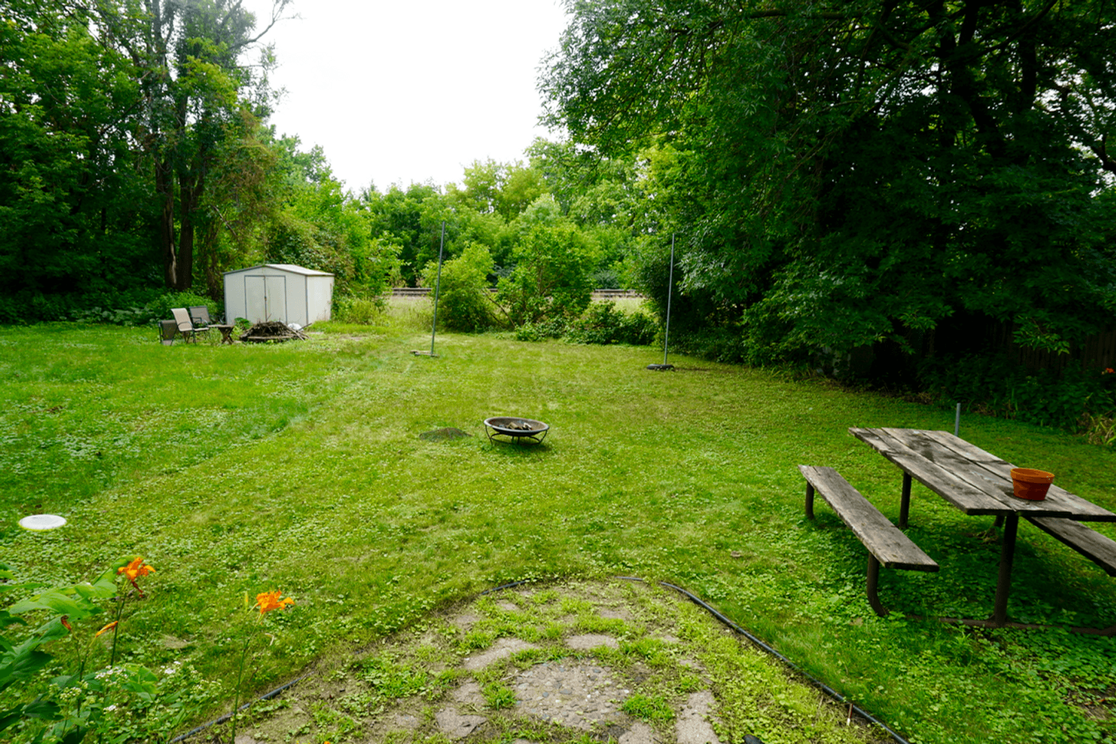 Minneapolis House: 939 Weeks Ave SE