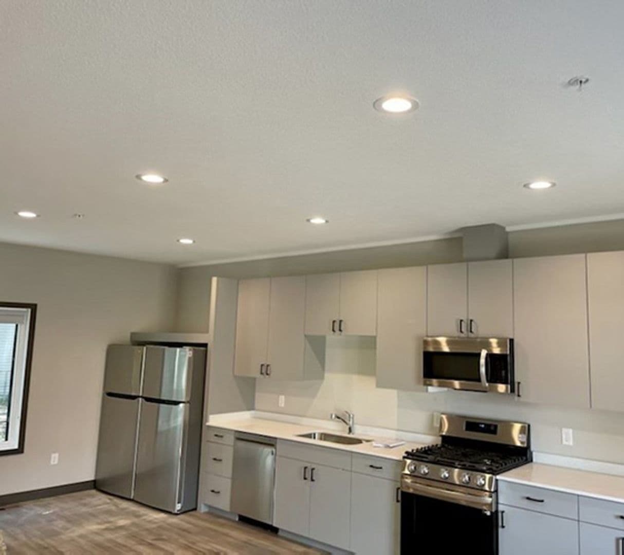 Minneapolis Apartment: 707 13th Ave SE