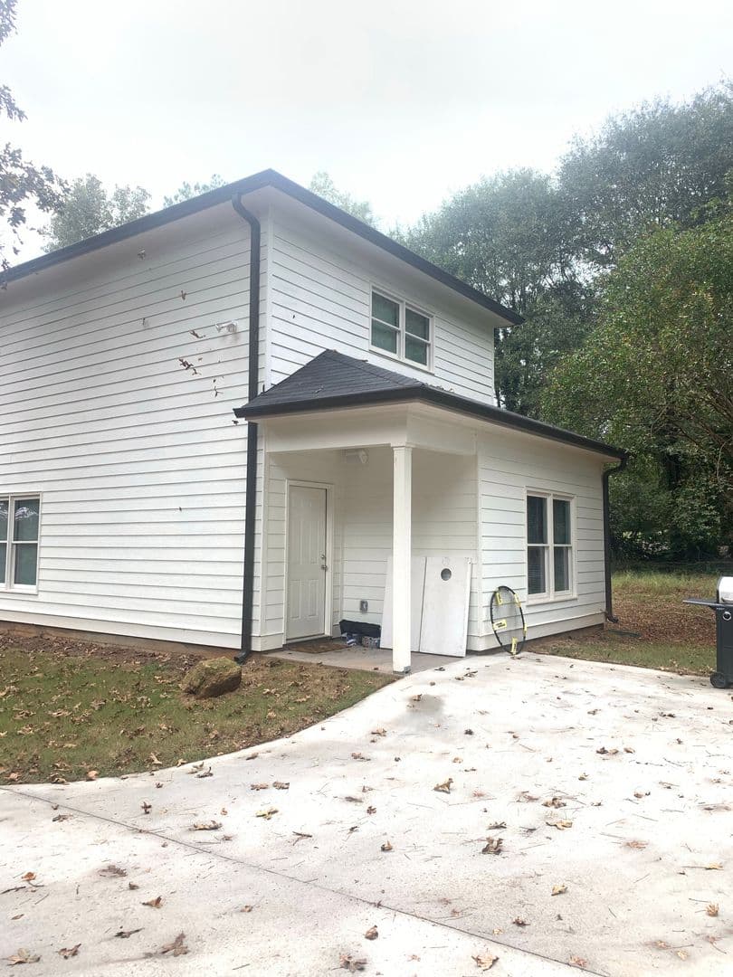 Athens House: 150 Kentucky Circle