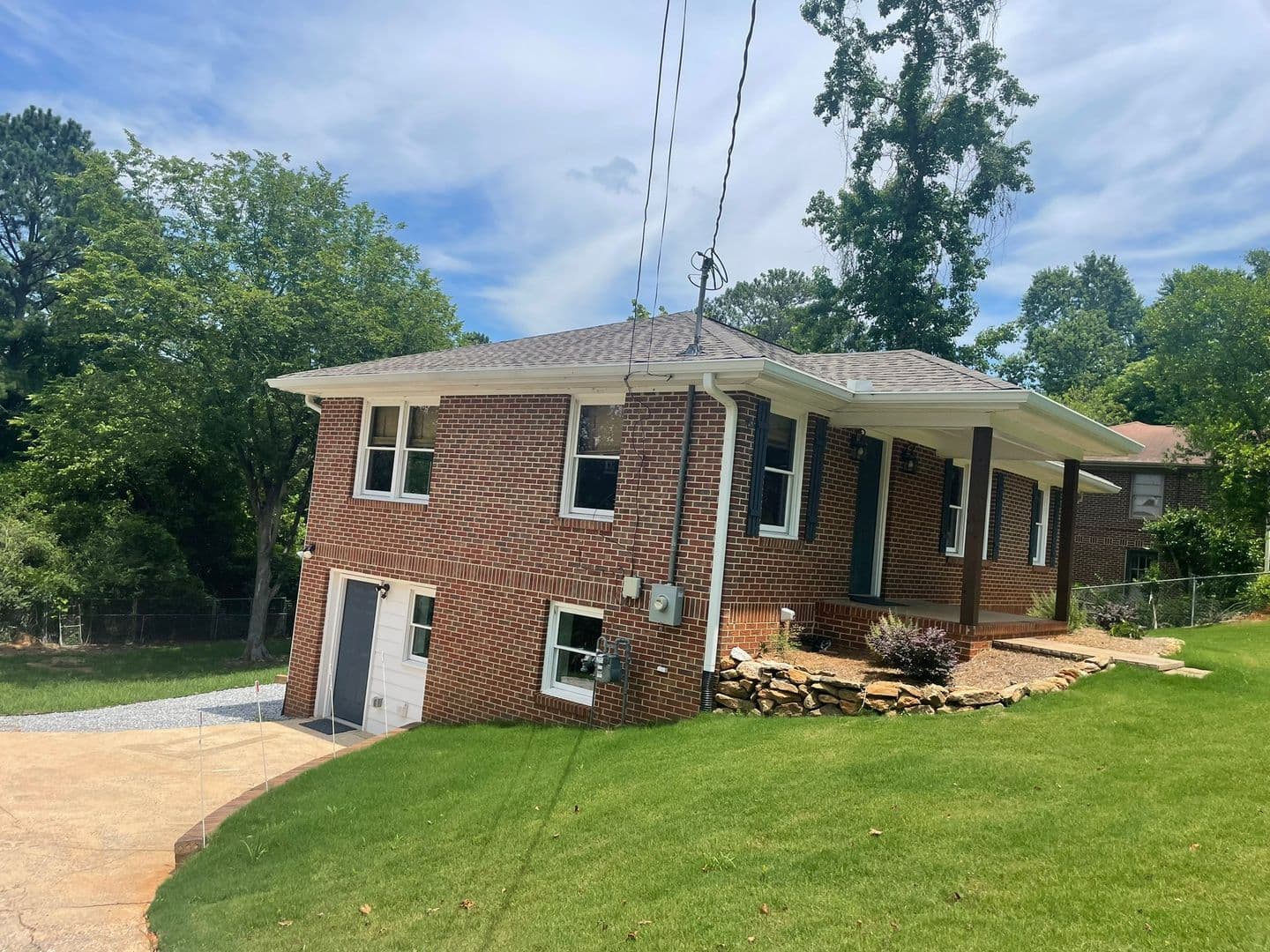 Athens Apartment: 165 Conrad Dr.
