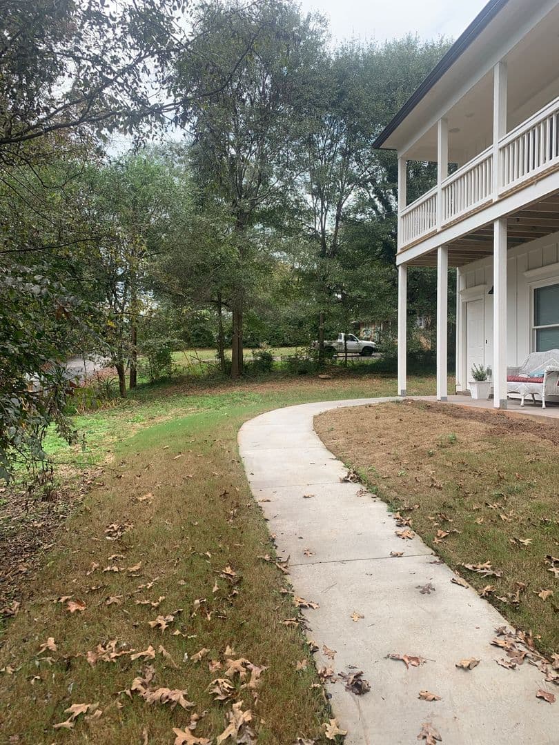 Athens House: 150 Kentucky Circle