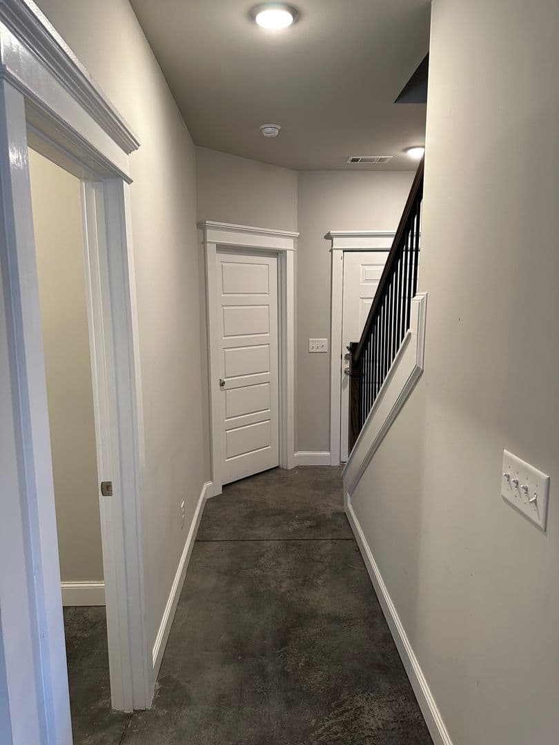 Athens House: 114 Garden Lane