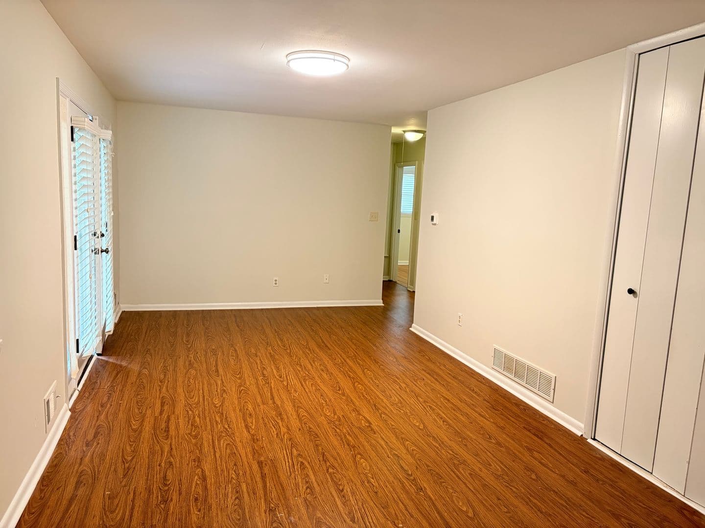 Athens House: 175 Lillian Dr.