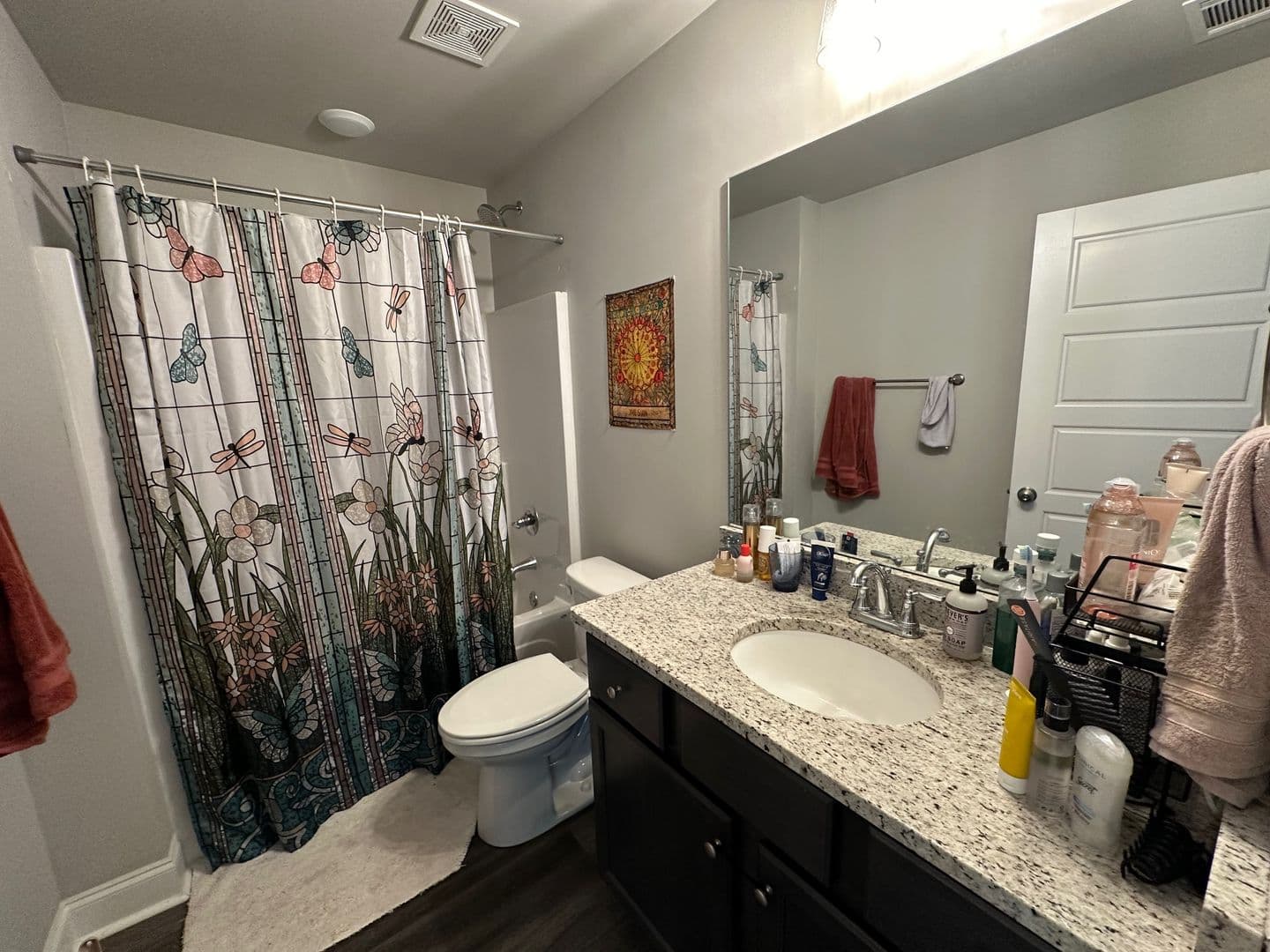 Athens House: 962 MLK Parkway
