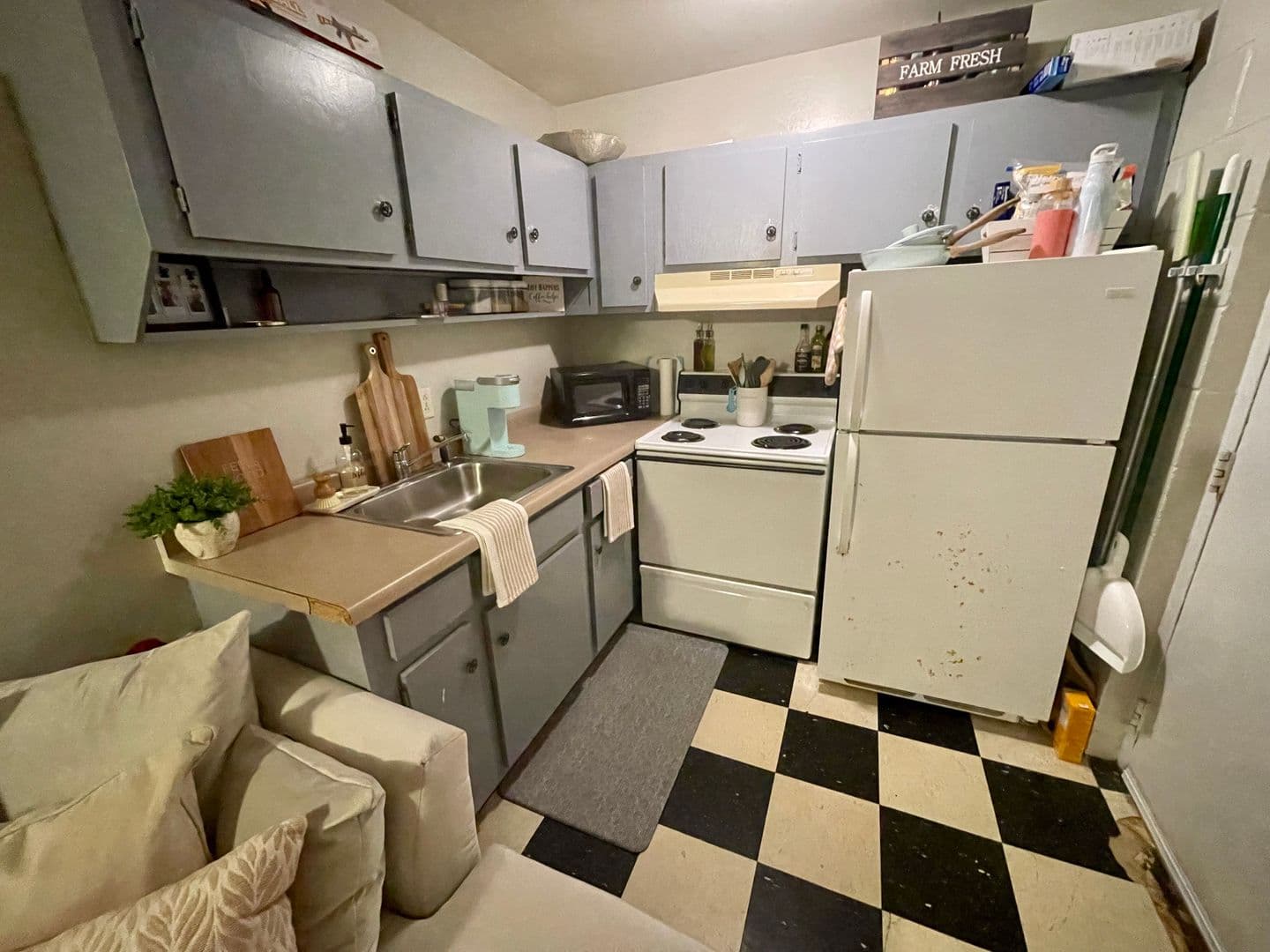 Athens Apartment: 176 Georgia Ave.