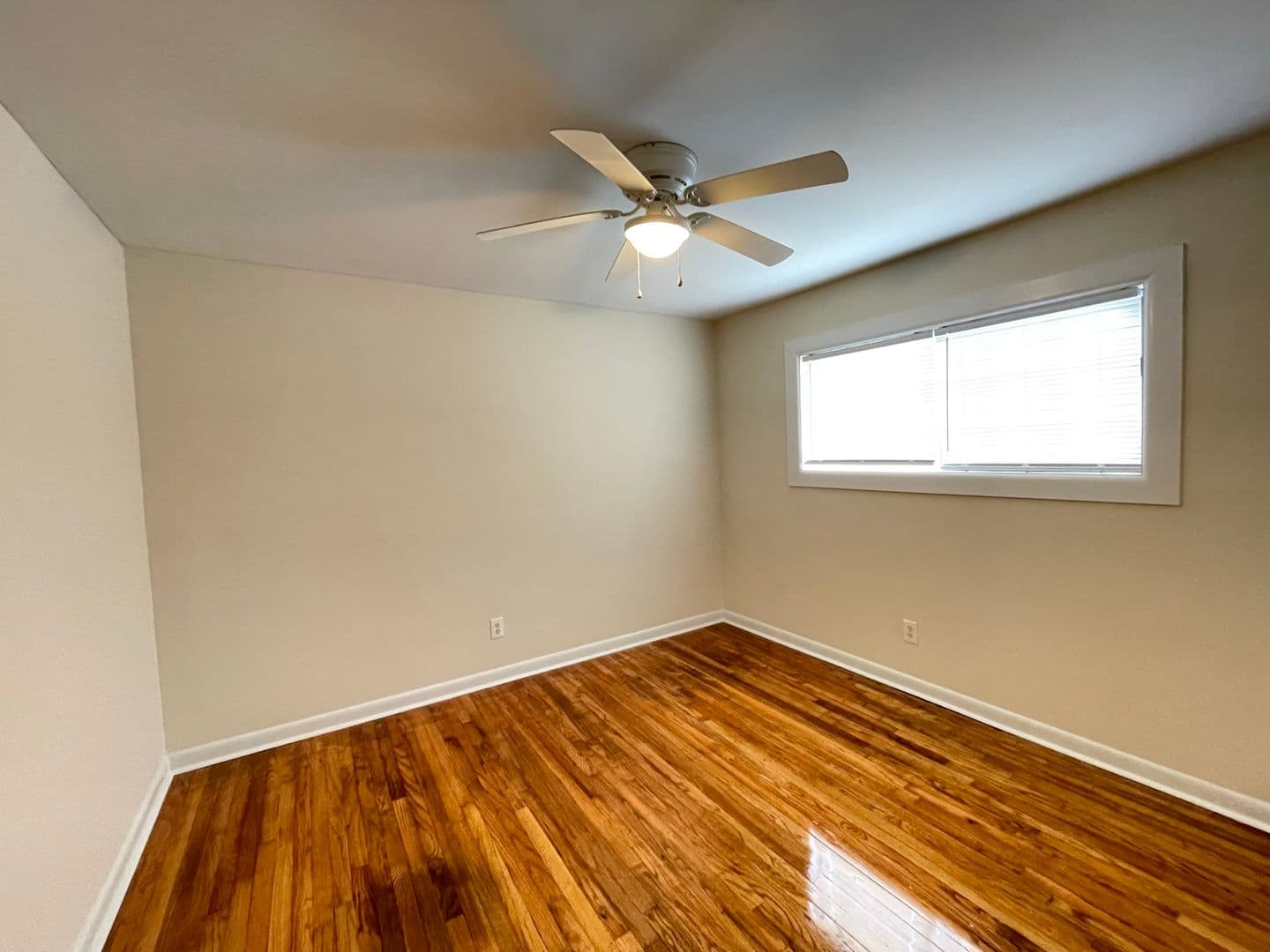 Athens Apartment: 136 Grady Ave.