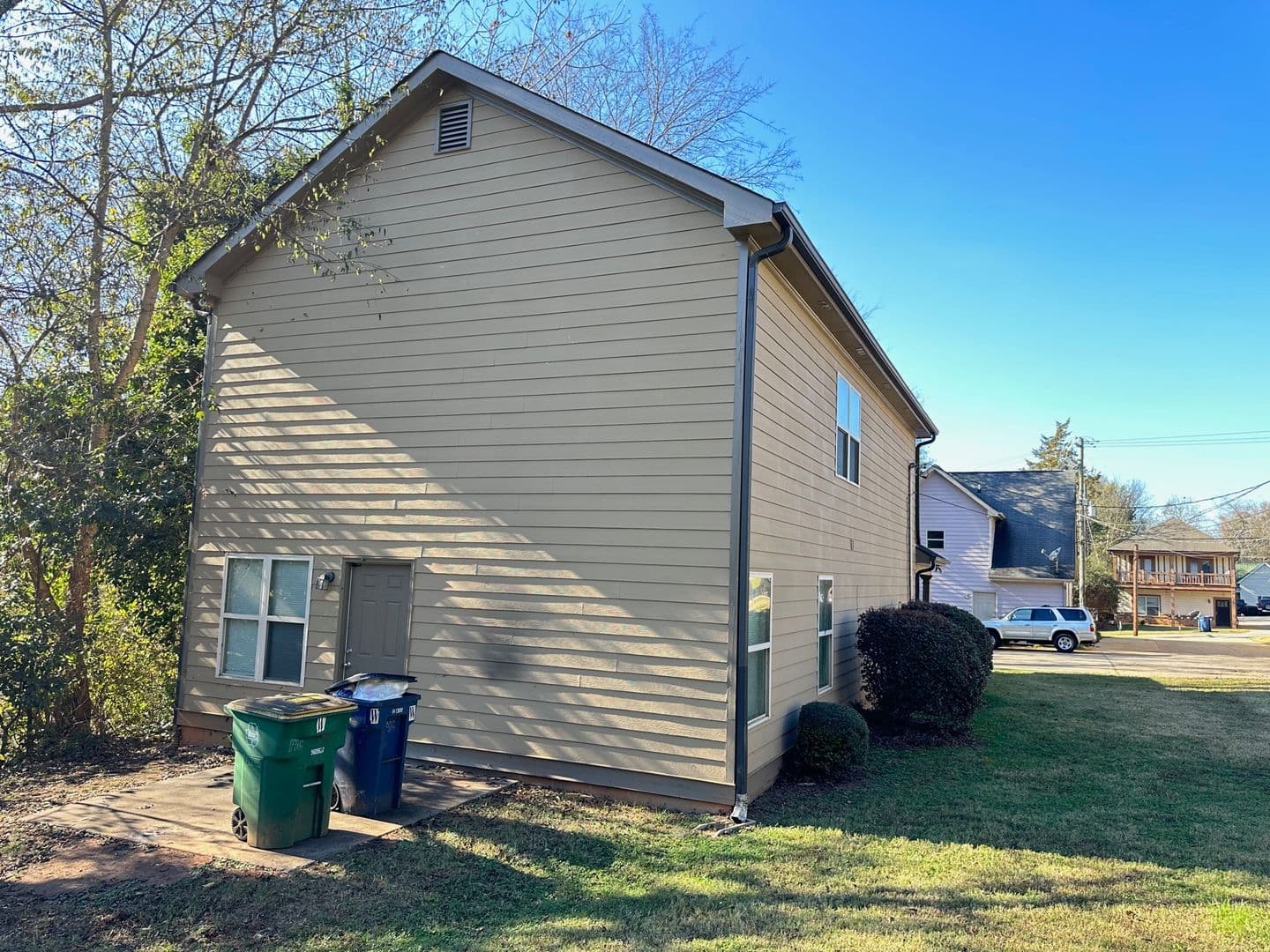 Athens House: 146 Ruth Street