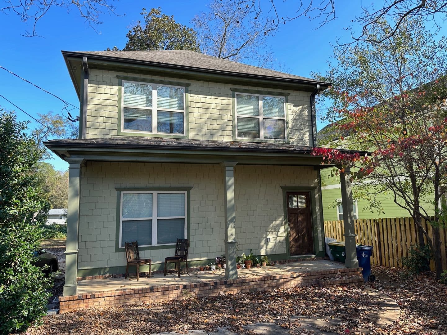 Athens House: 161 Jonas Ave