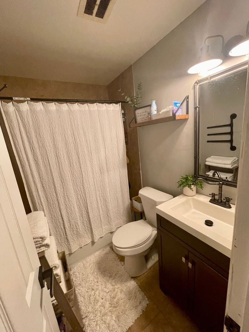 Athens Apartment: 176 Georgia Ave.