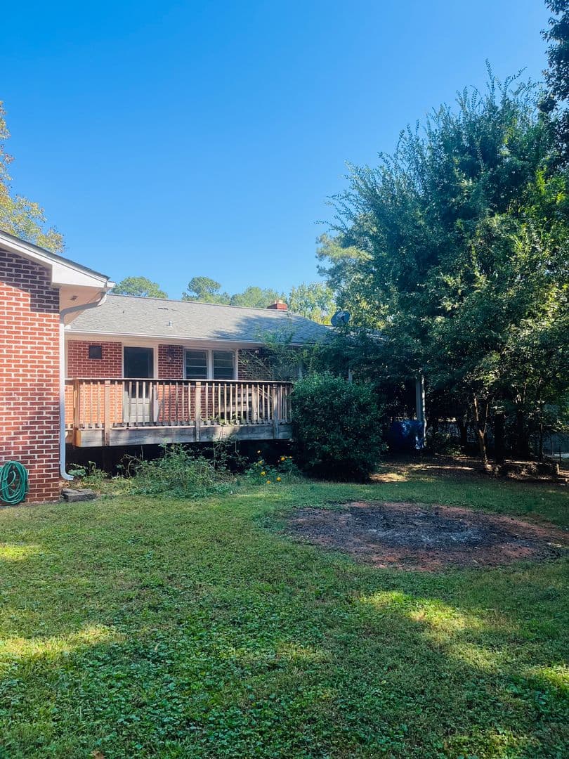 Athens House: 168 Hardin Dr.