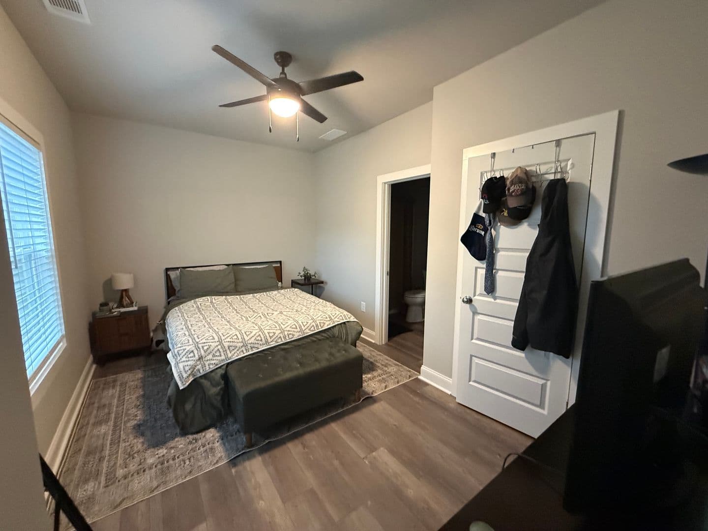 Athens House: 986 MLK Parkway