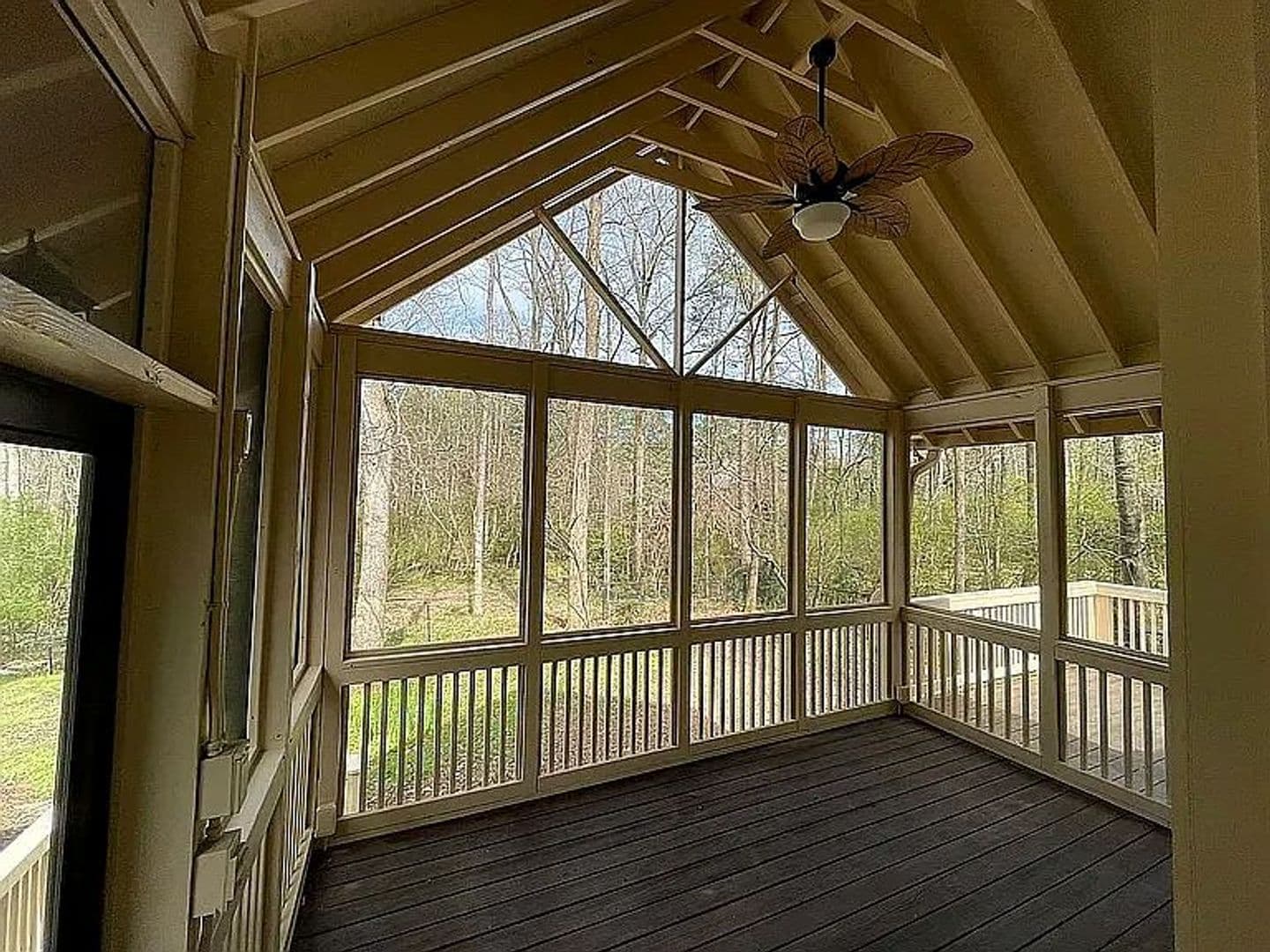Athens House: 135 Cedar Springs Dr.