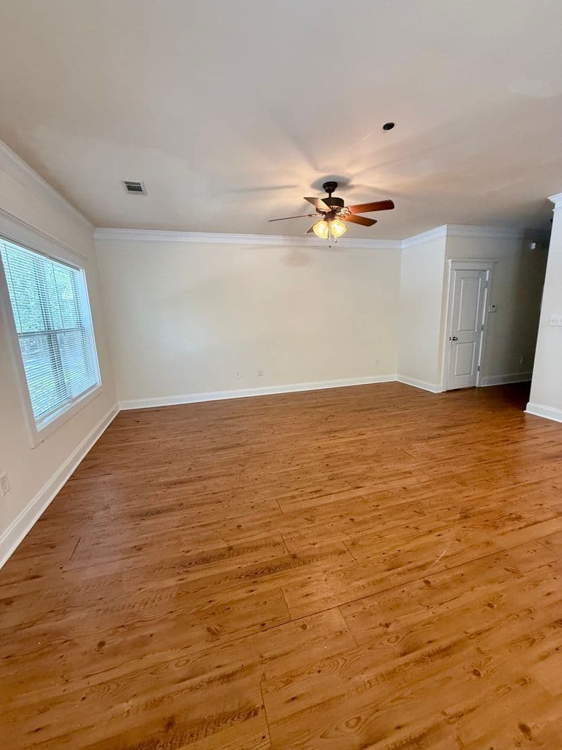 Athens House: 422 First Street