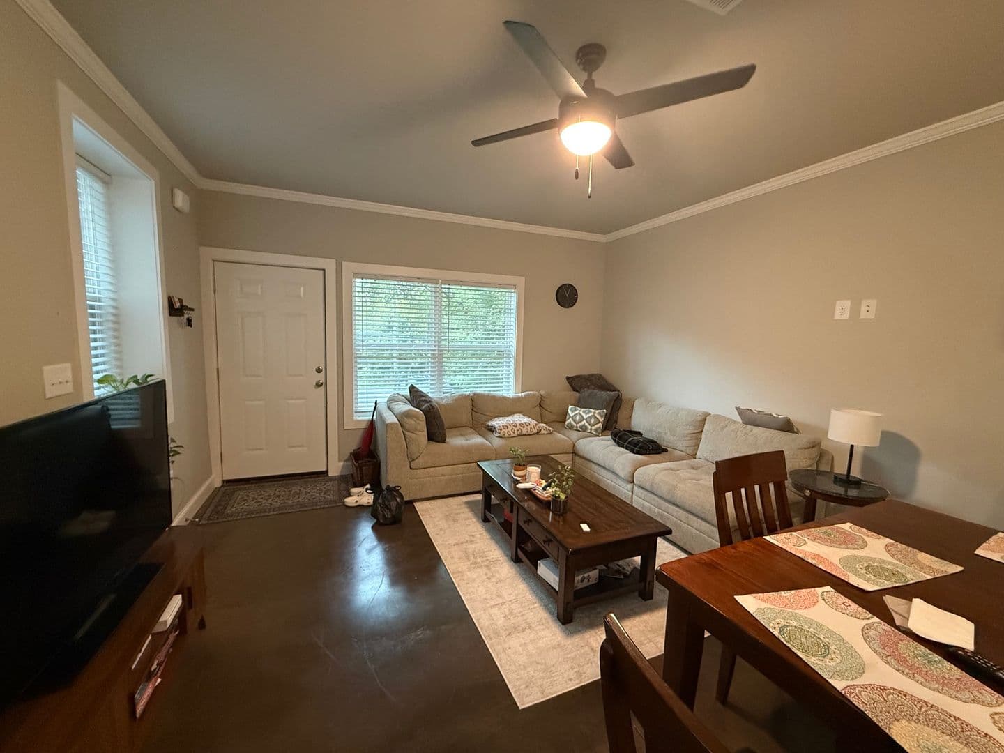 Athens House: 986 MLK Parkway