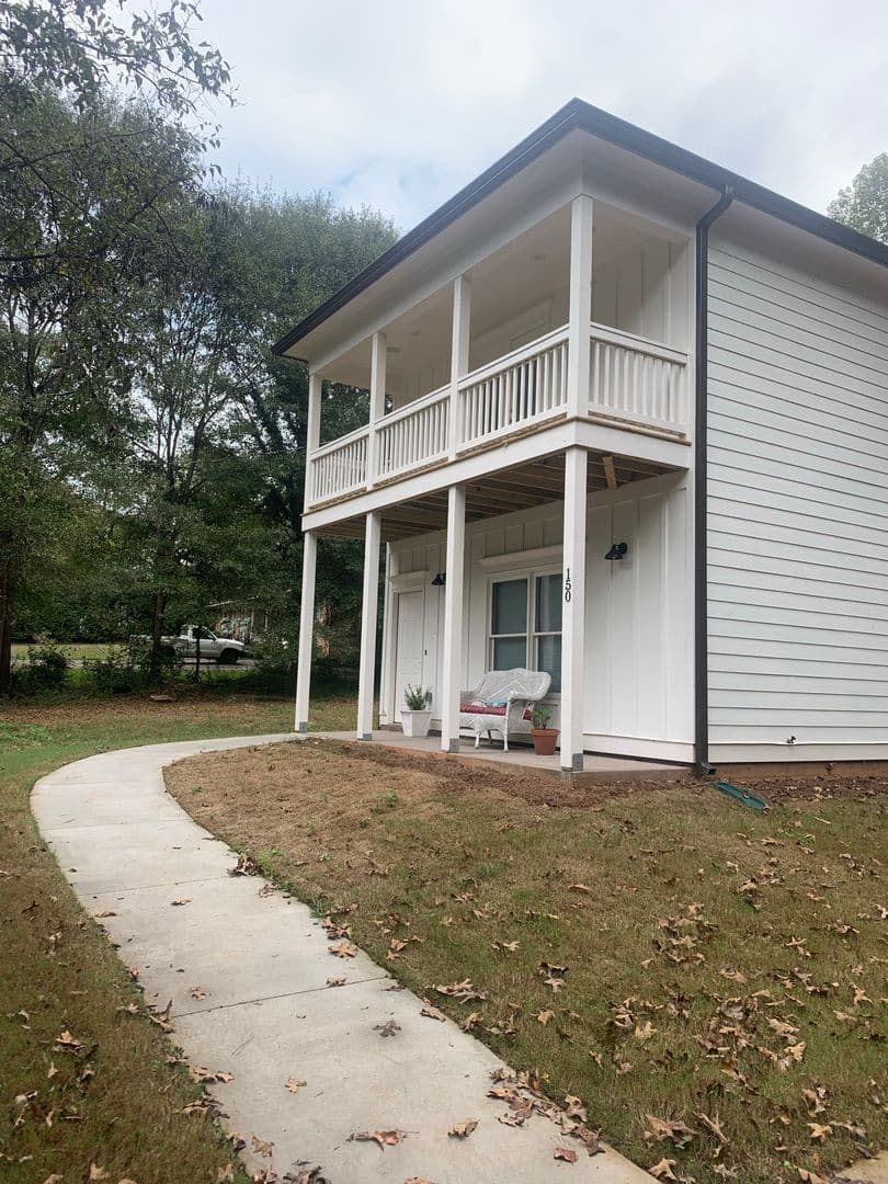 Athens House: 150 Kentucky Circle