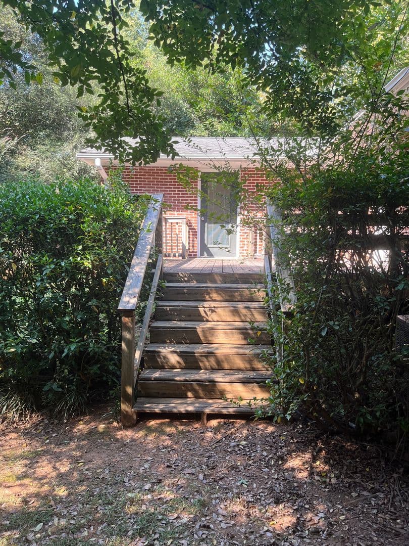Athens House: 168 Hardin Dr.
