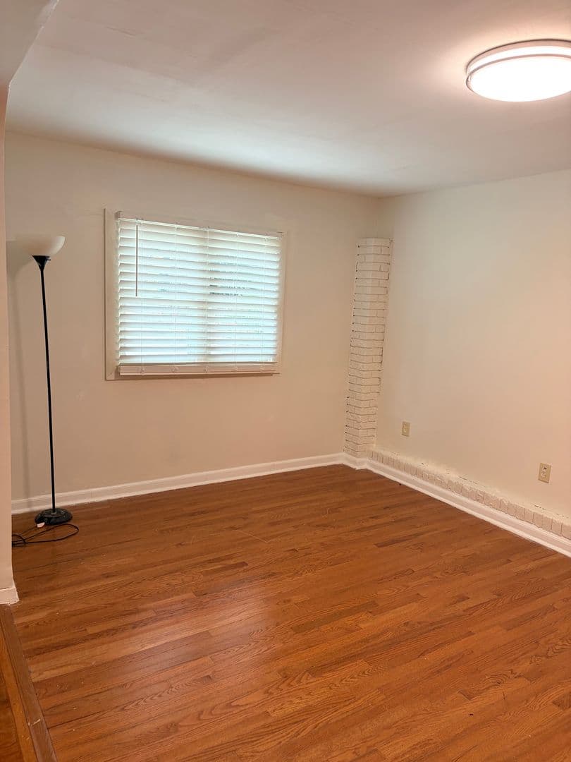 Athens House: 175 Lillian Dr.