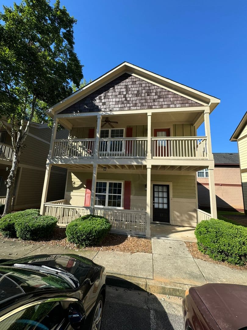 Athens House: 239 Ruth St. Unit #10