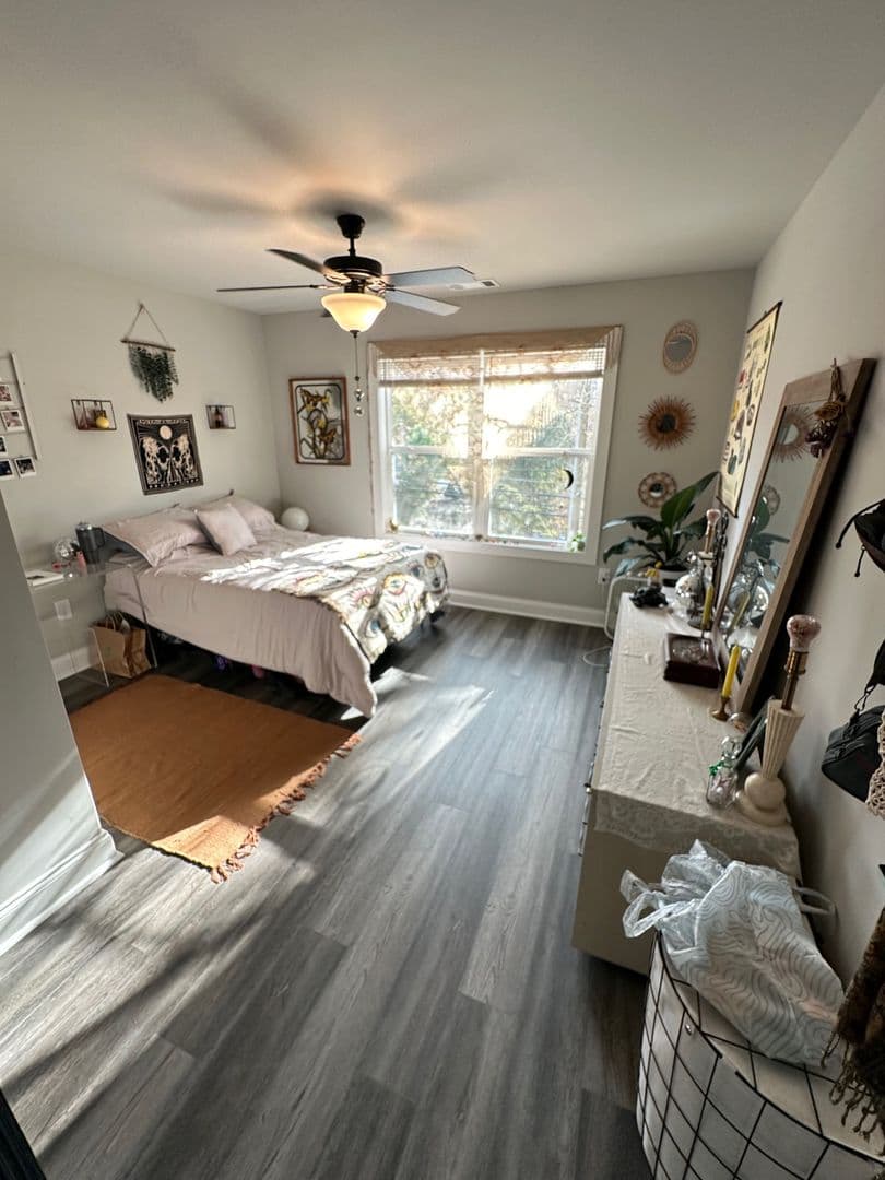 Athens House: 962 MLK Parkway