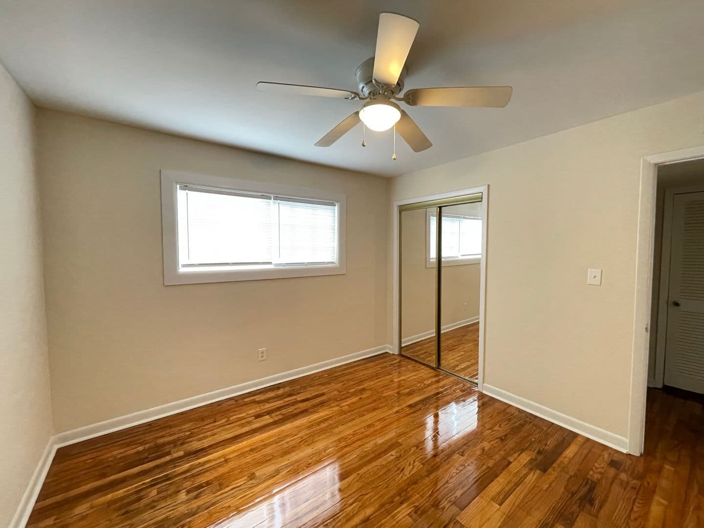 Athens Apartment: 136 Grady Ave.