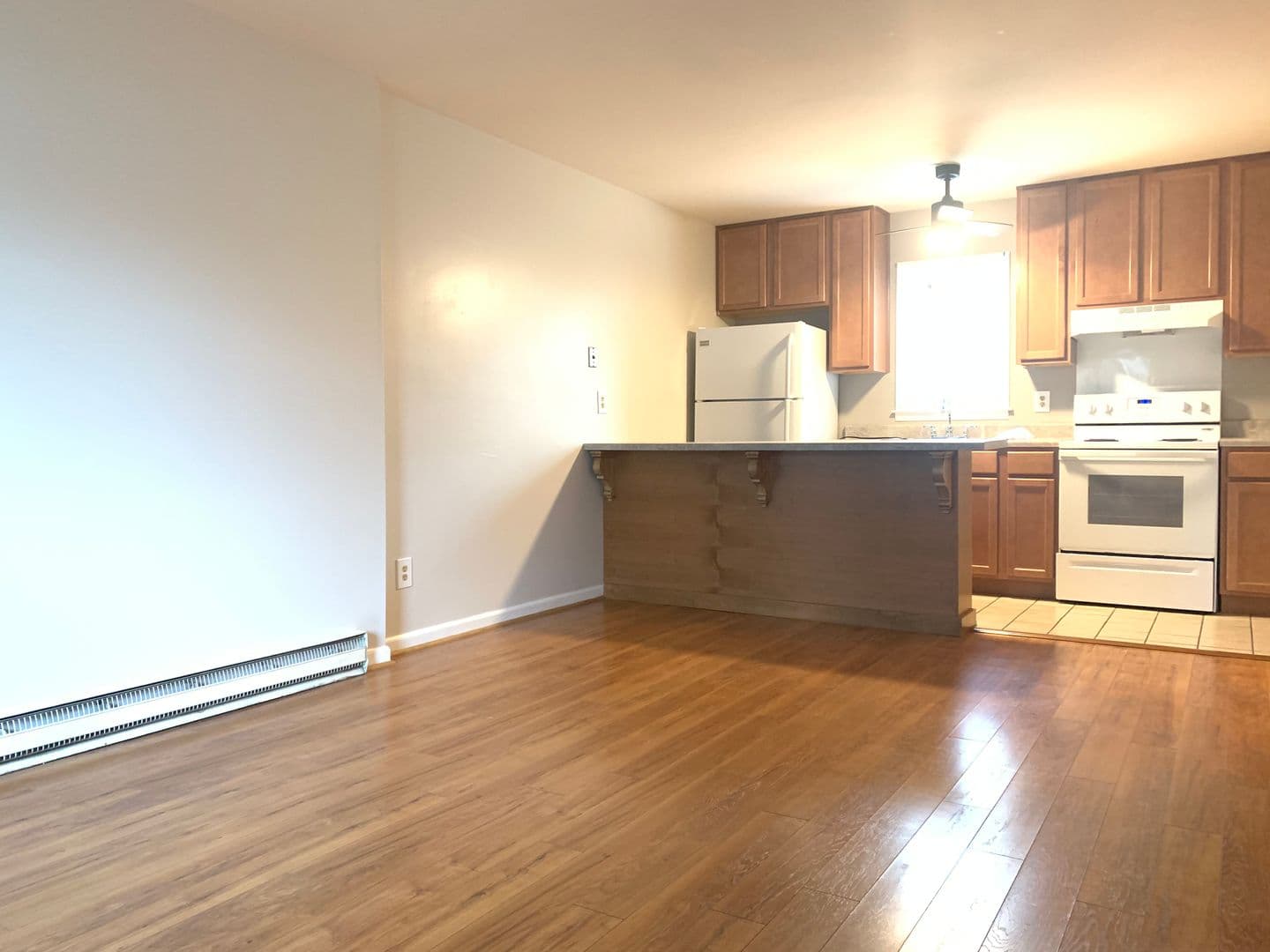 Athens Apartment: 1020 W. Hancock Ave
