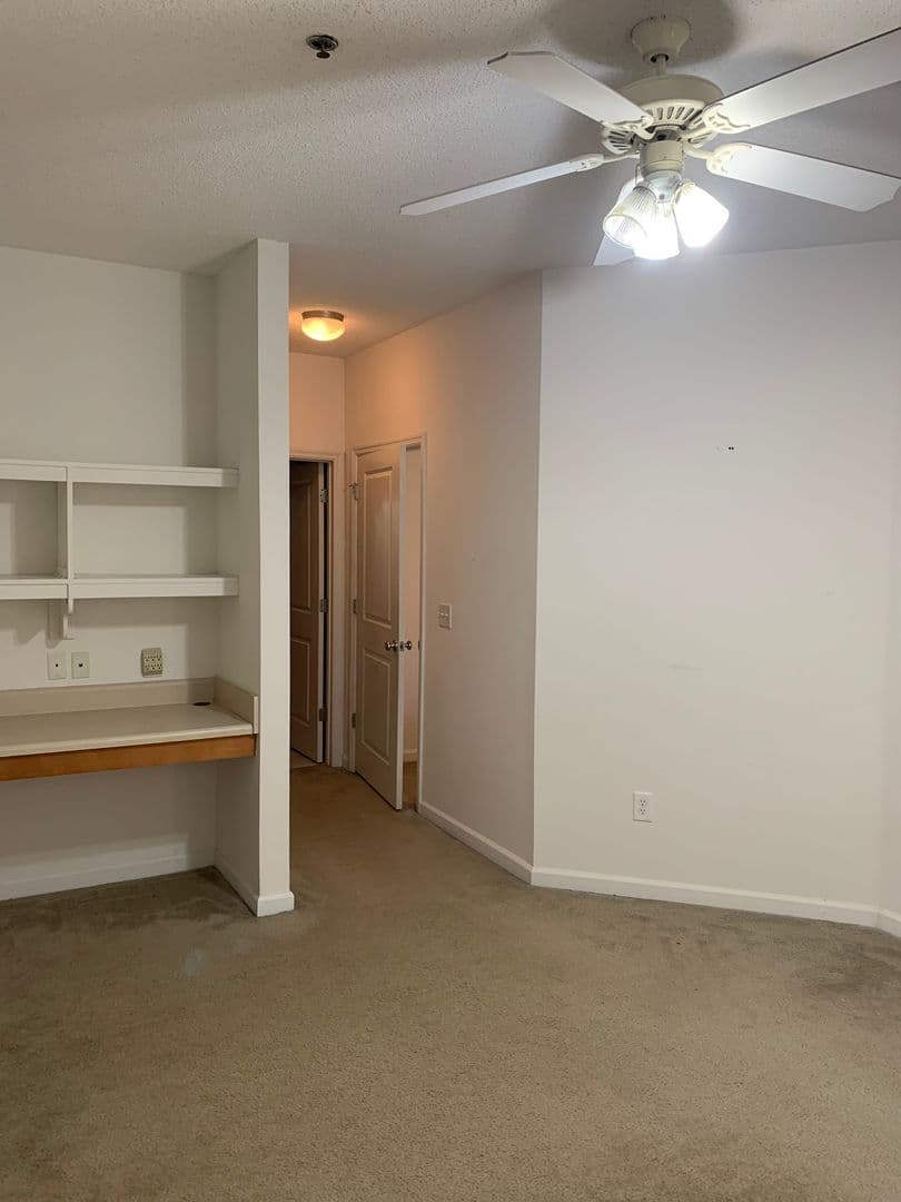 Athens Apartment: 2375 South Lumpkin Street