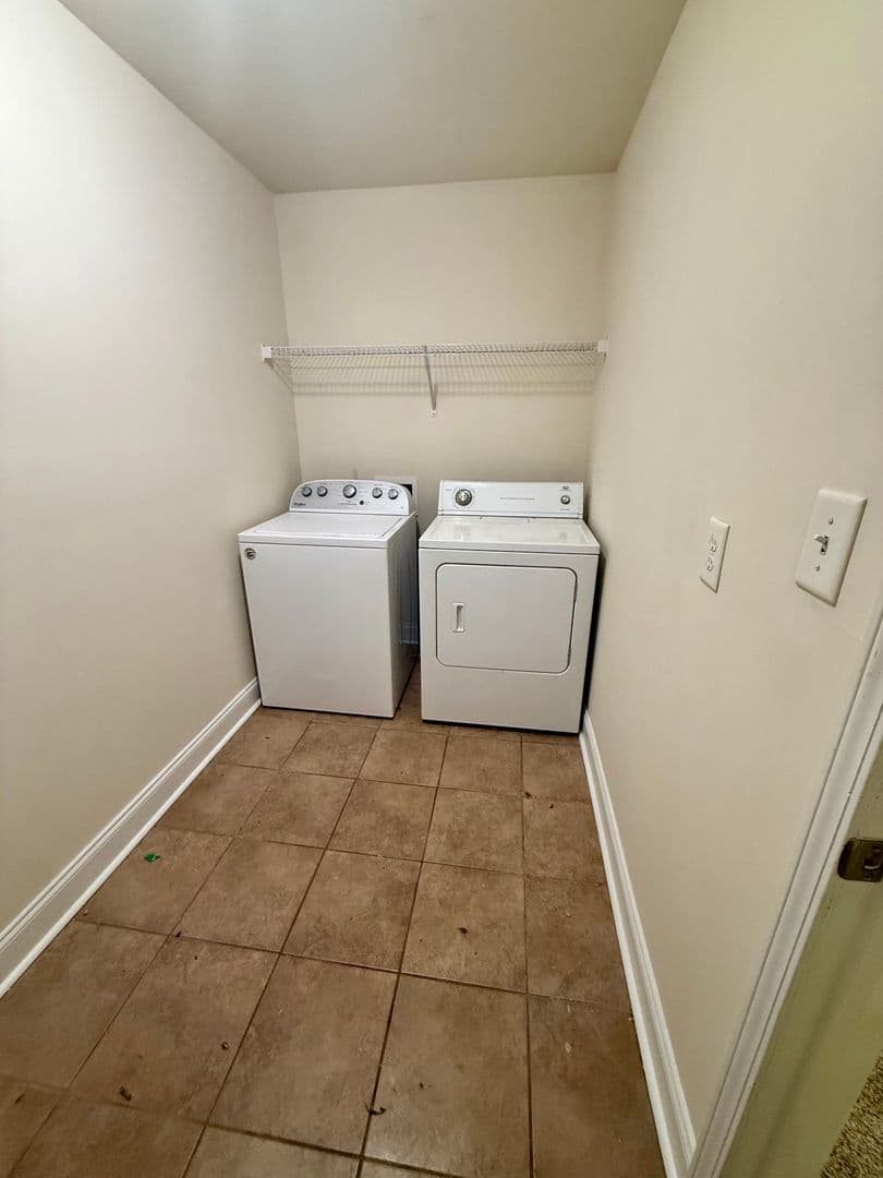 Athens House: 422 First Street