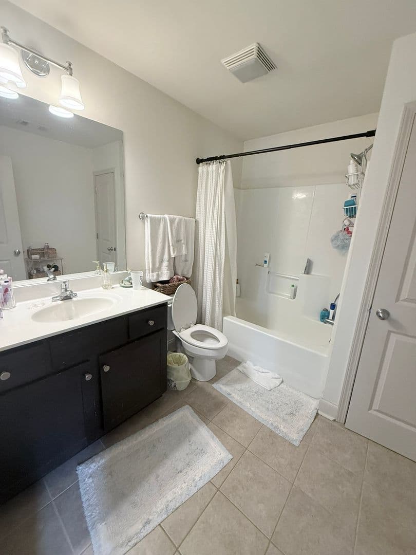 Athens House: 225 Ruth Drive