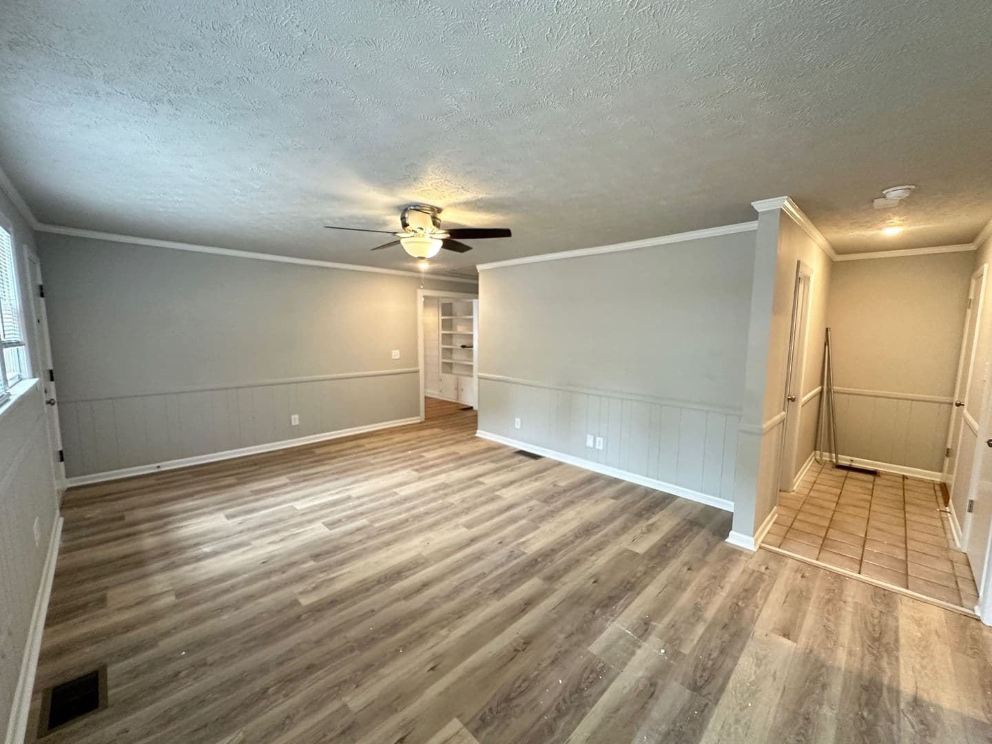 Athens House: 142 S. Poplar St.
