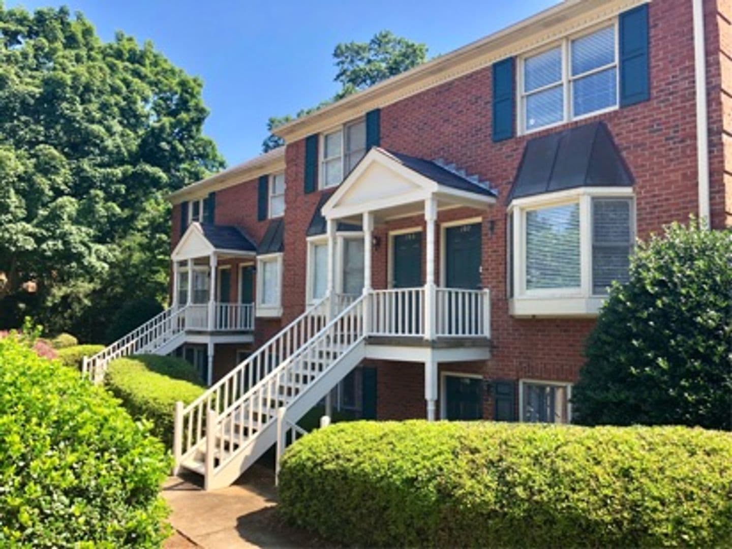 Athens House: 1515 S Lumpkin St
