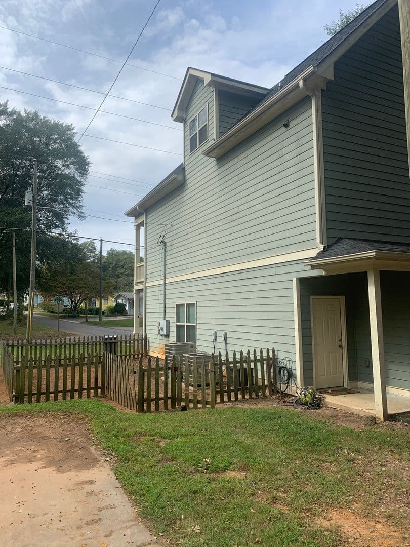 Athens House: 416 First Street