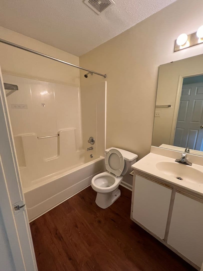 Athens Apartment: 1197 Cedar Shoals Drive