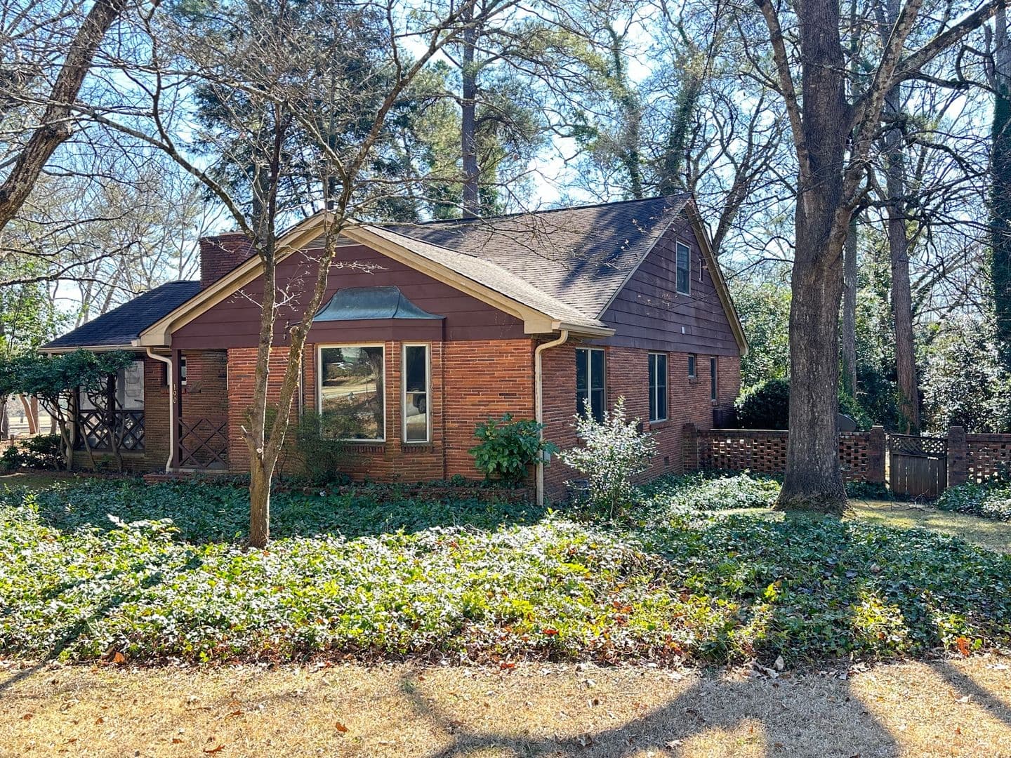 Athens House: 190 Hardin Dr