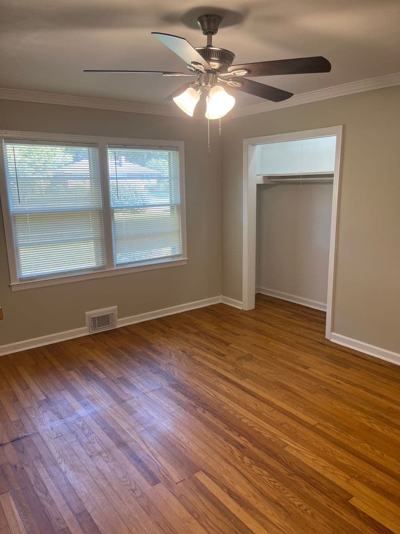 Athens House: 168 Hardin Dr.