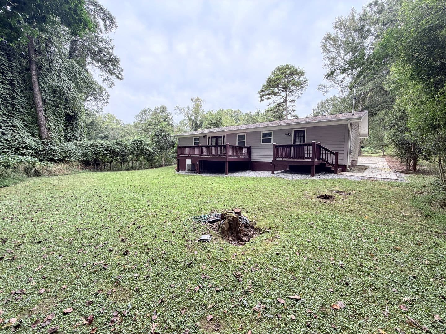 Athens House: 175 Lillian Dr.