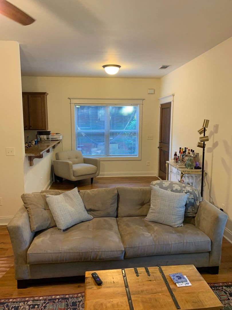 Athens House: 344 Ruth St.