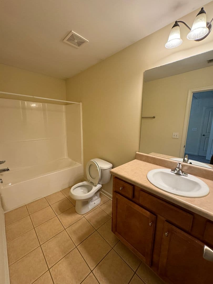 Athens House: 239 Ruth St. Unit #10