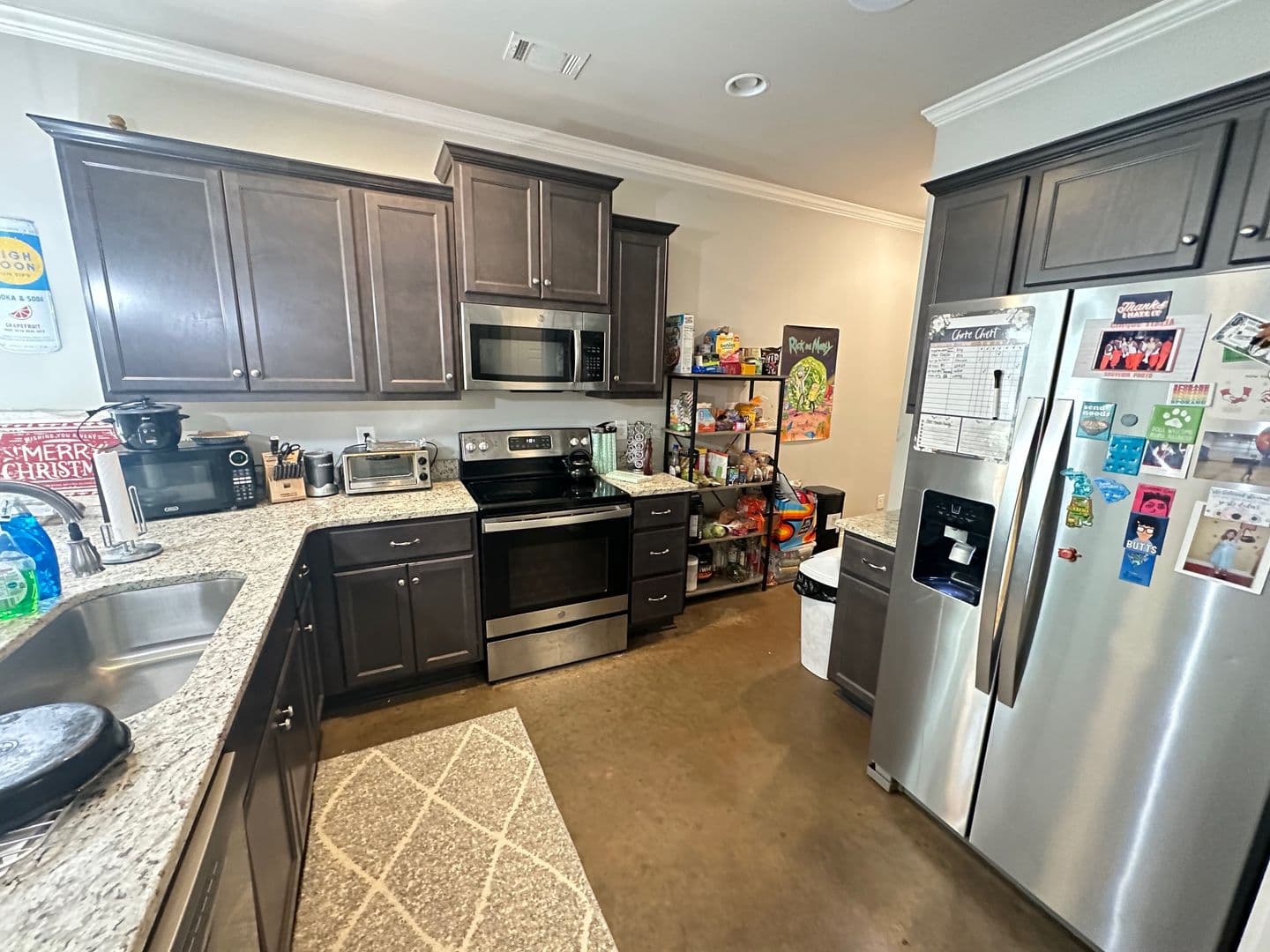 Athens House: 192 Marlin St