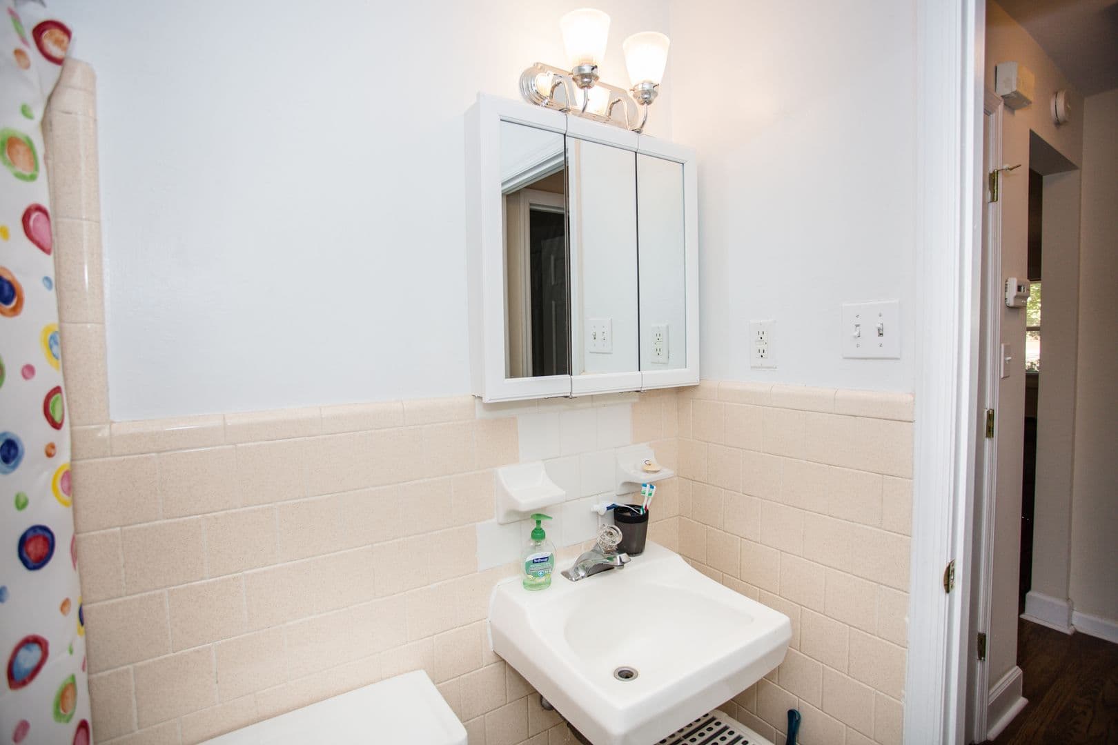 Athens House: 105 Woody Dr. Unit B