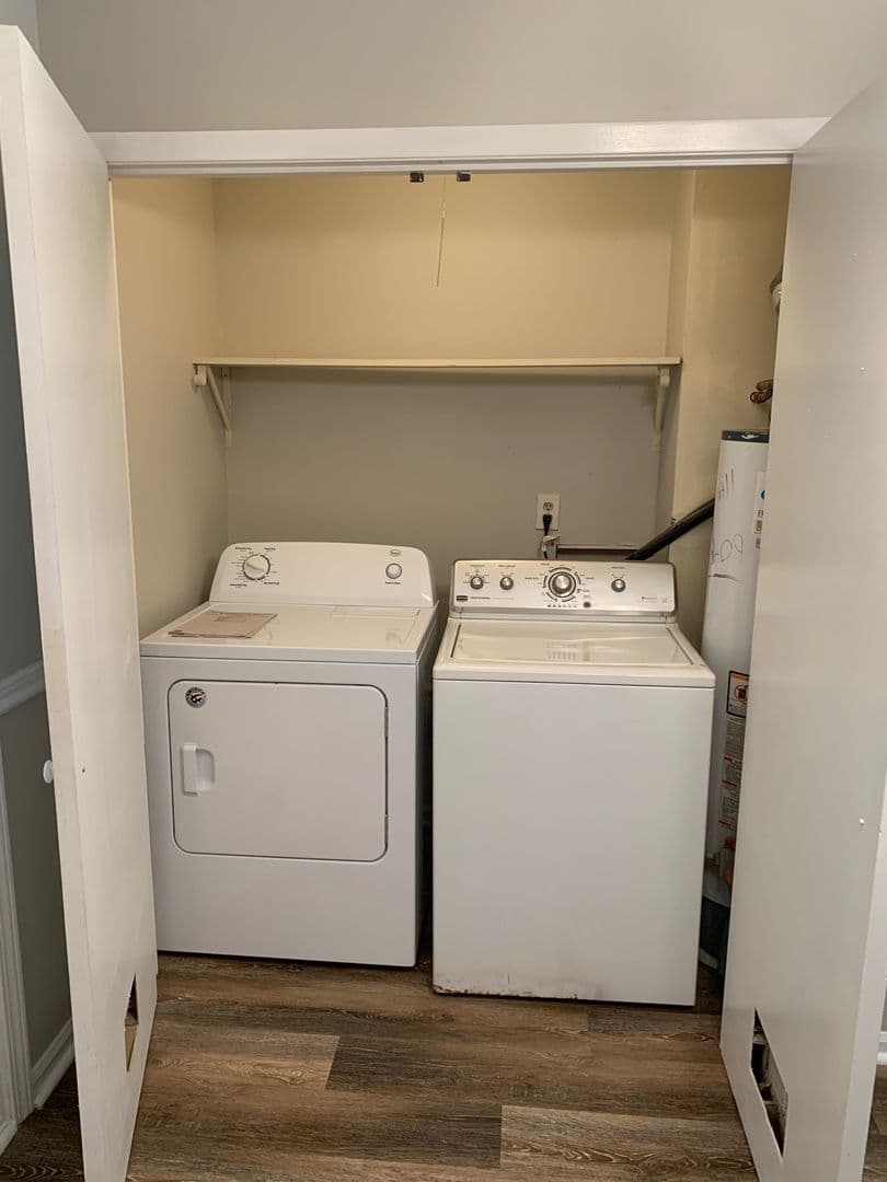 Athens Apartment: 109 Mark Twain Cir.