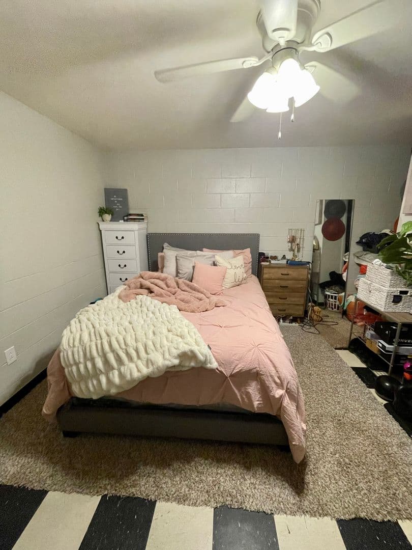 Athens Apartment: 176 Georgia Ave.