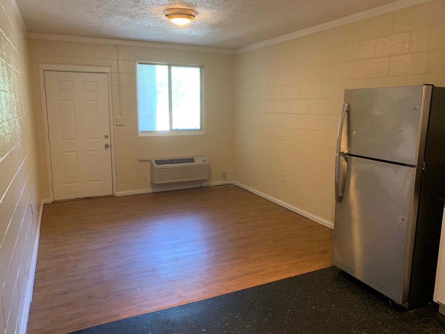 Athens Apartment: 190 Georgia Ave.